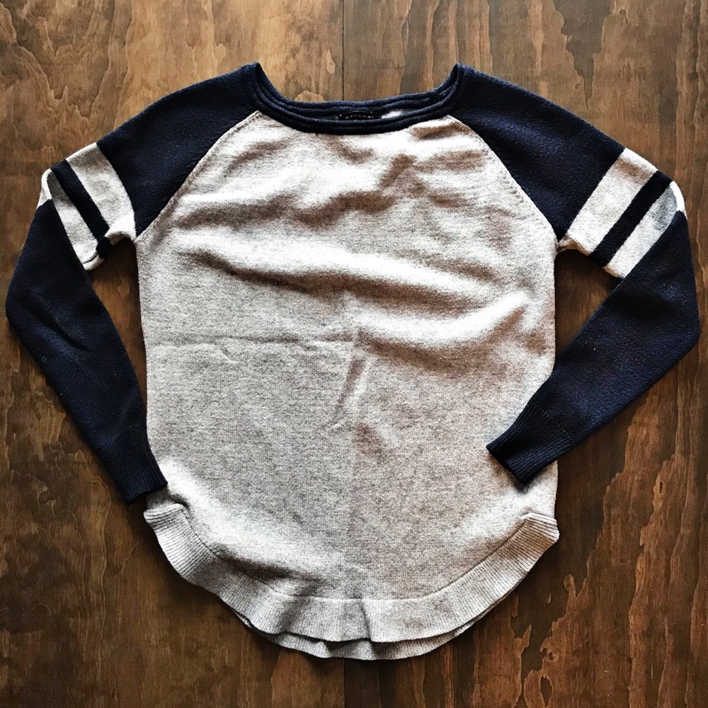3/$30 Staccato Gray and Navy Sweater